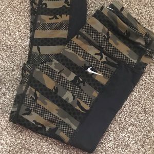 Camo Dry-Fit Nike Leggings